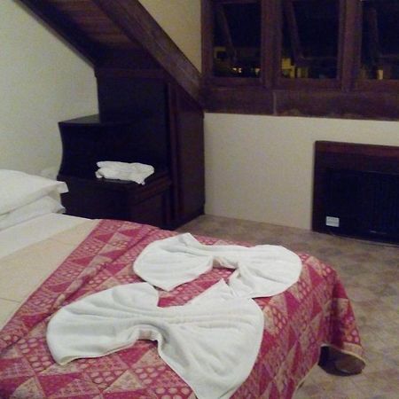 Hotel Bellatorres Buitenkant foto