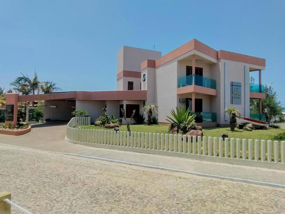 Hotel Bellatorres Buitenkant foto